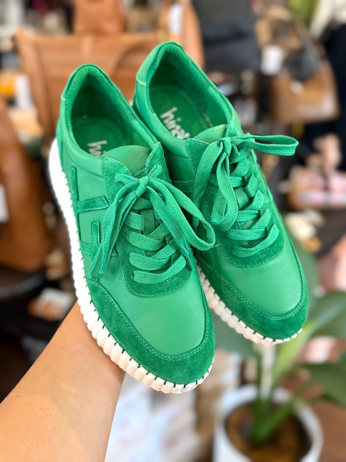 Hinako Odette Green Sneakers