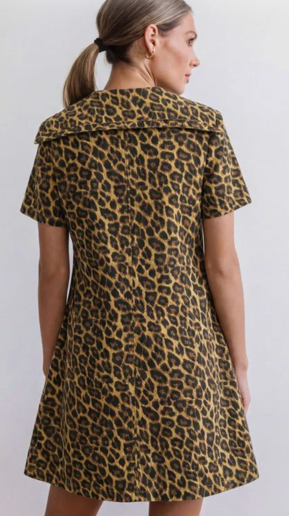 SMAIBULUN- Leopard Denim Dress