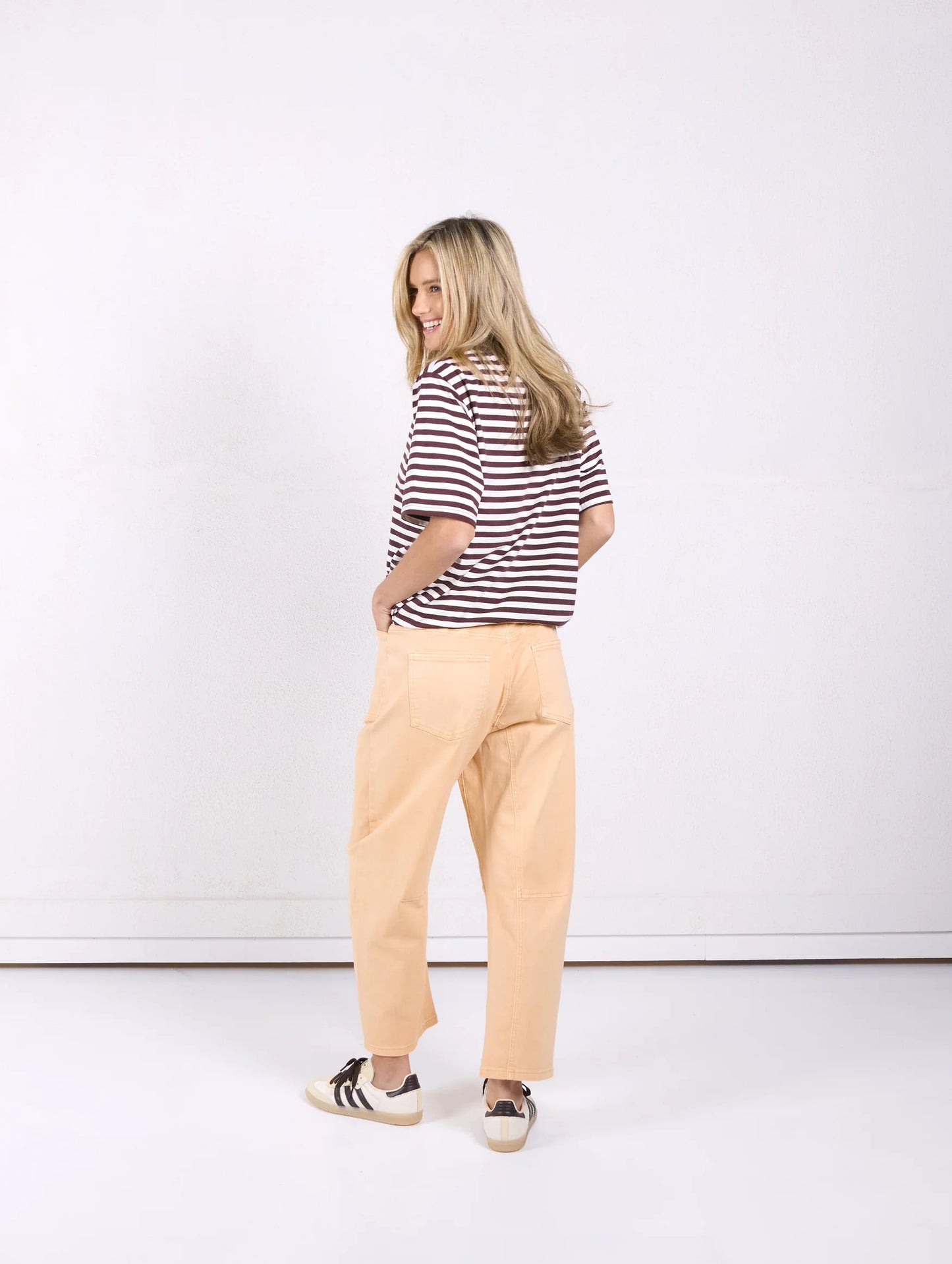Monaco Jeans Leo Barrel Pants in Peach