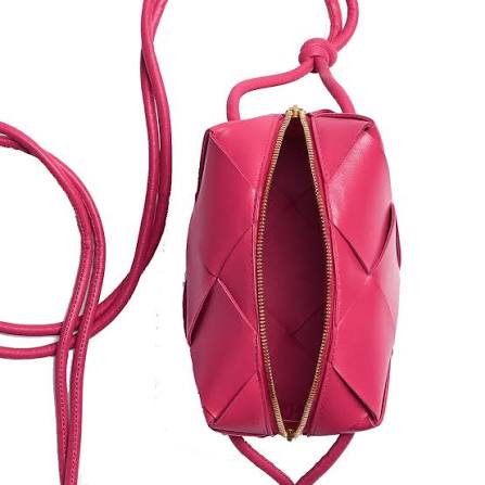 L'ORA D'ORO
PV, Hot Pink