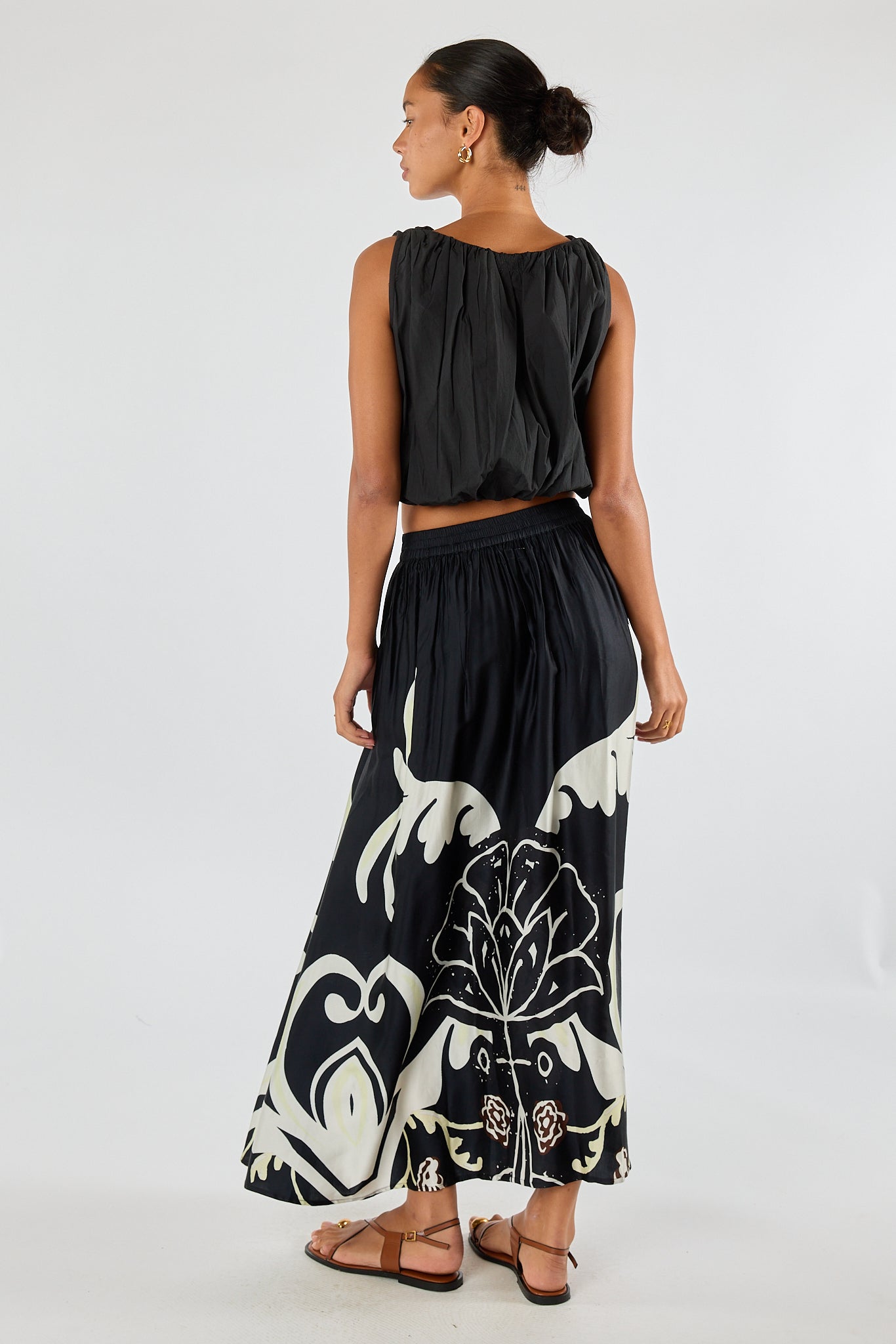Itami Fontes Black Skirt