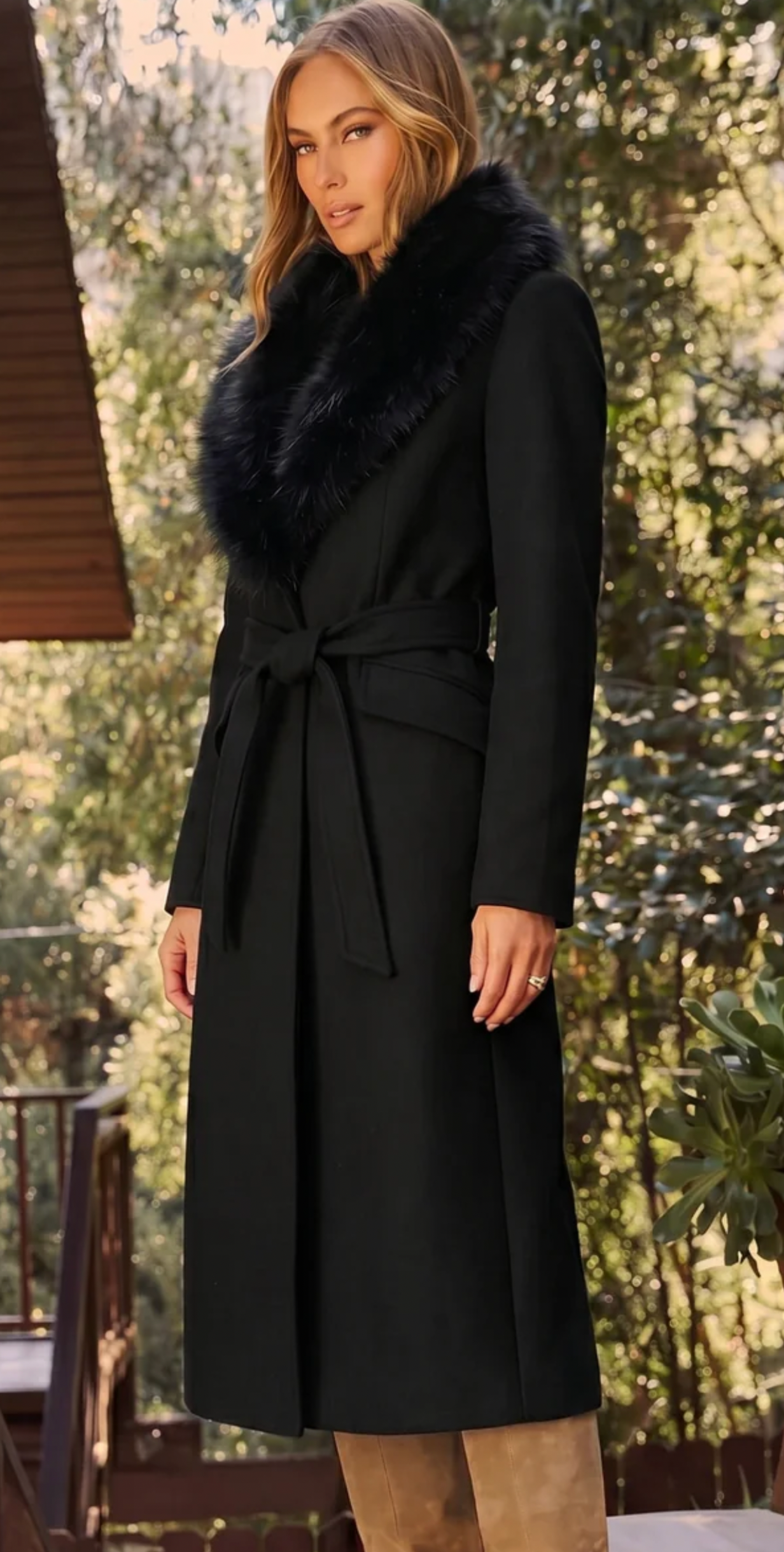 SMAIBULUN- Black Teddy Fur Coat with a detachable collar.