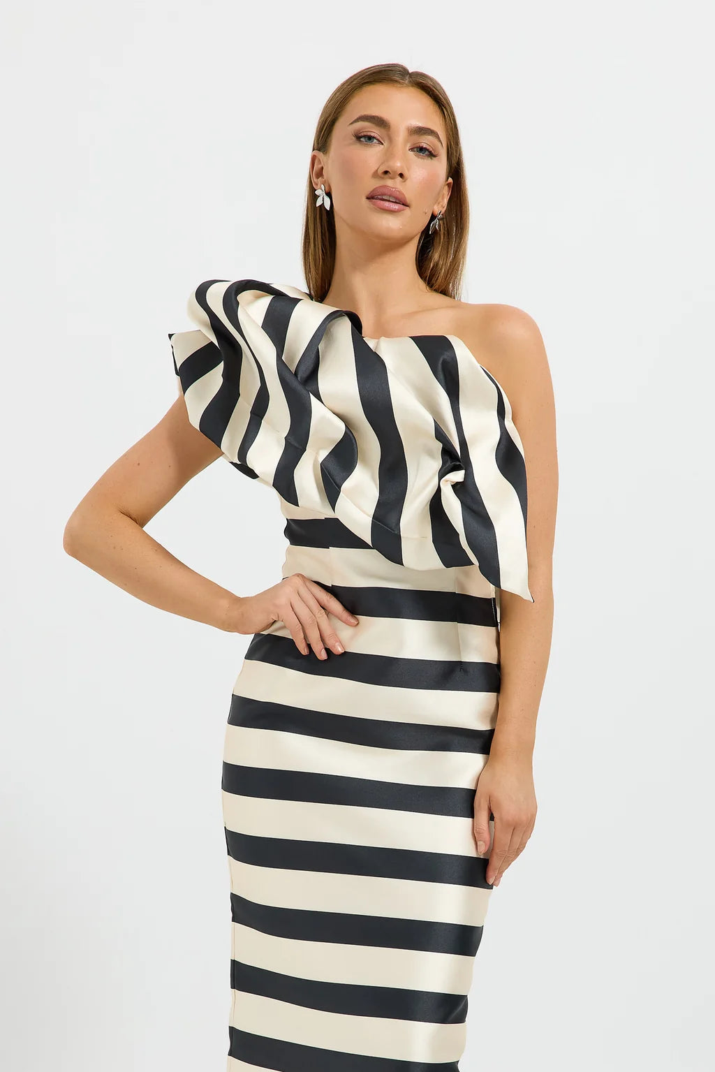 Pasduchas Valerie Shoulder Midi in Black & Cream