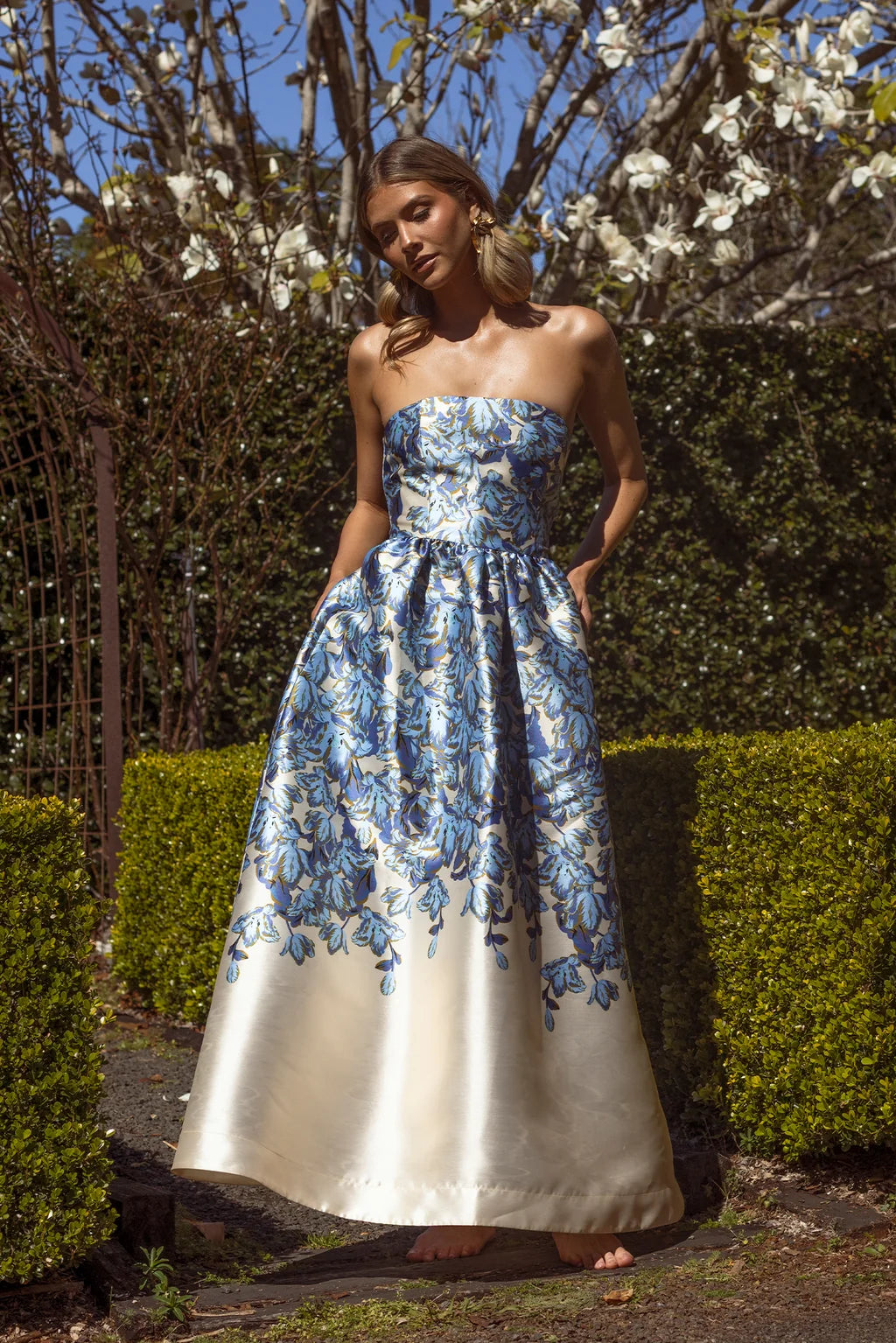 Pasduchas Lola Strapless Midi Dress in Bluebell Floral