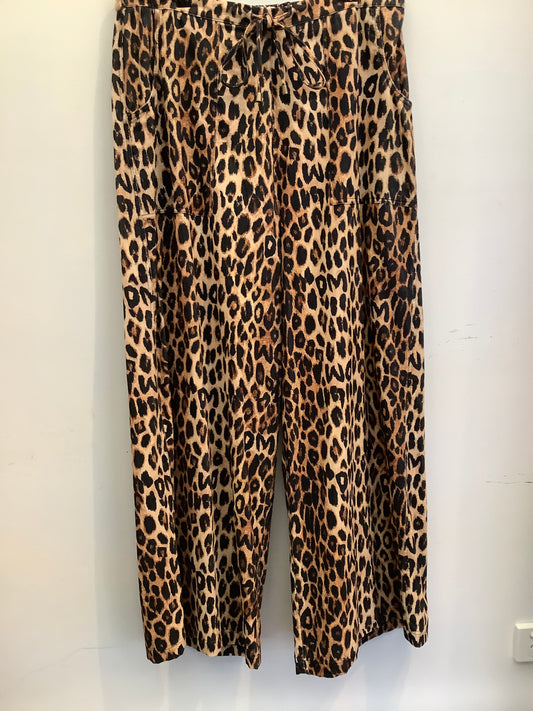 Collectivo Leopard Print Pants
