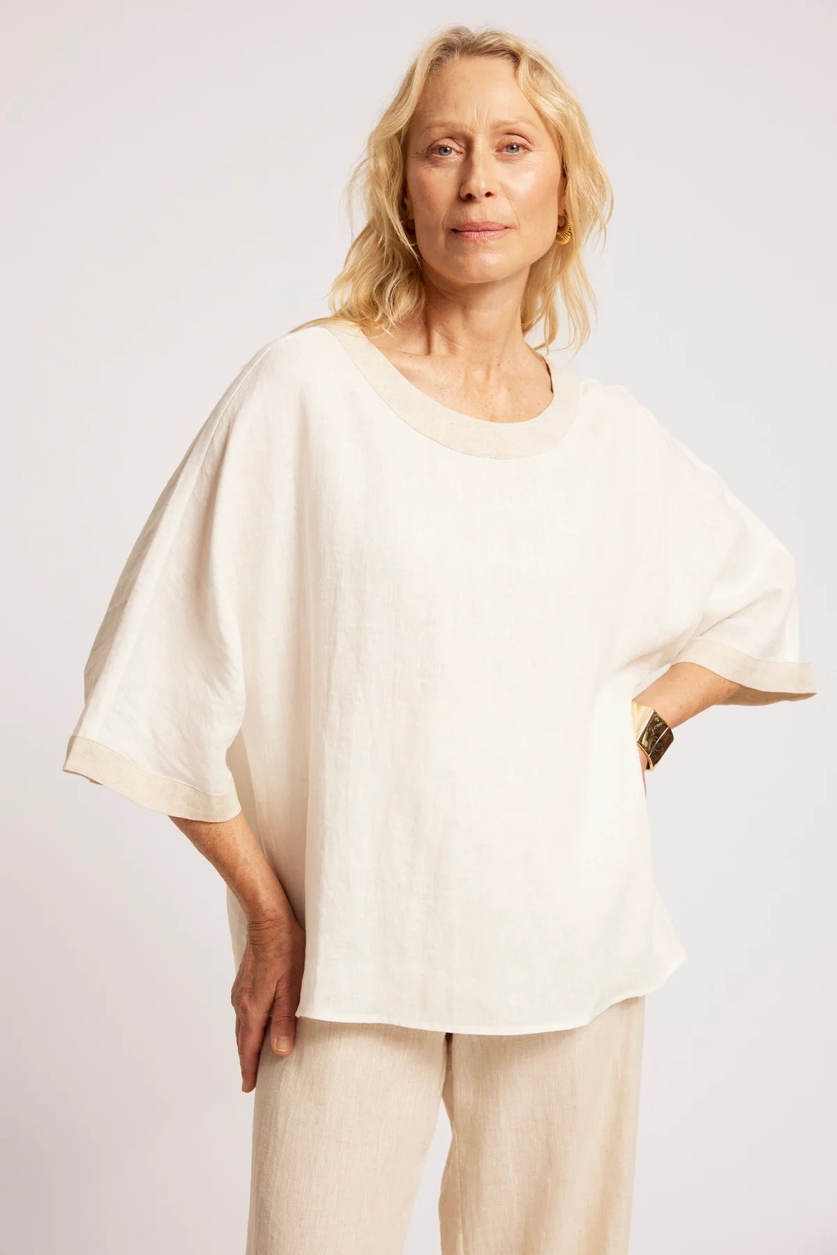 Eb + Eve Maris Relaxed Splice Top in White & Tusk (ONE SIZE)