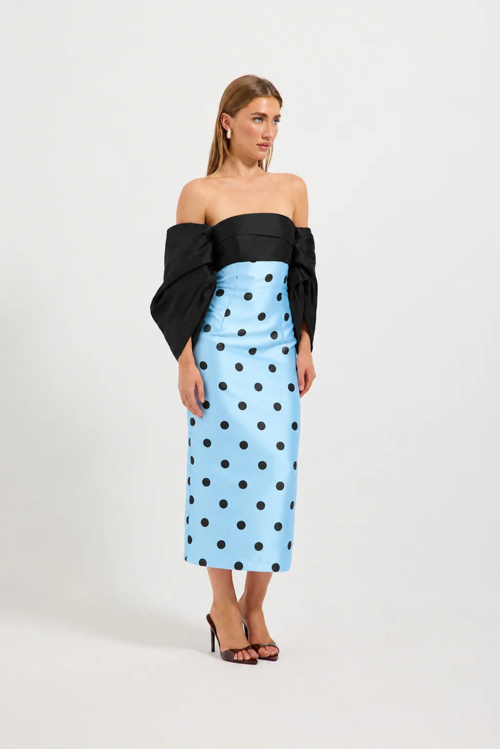 Pasduchas Dottie Contrast Shoulder Midi Dress in Blue & Black