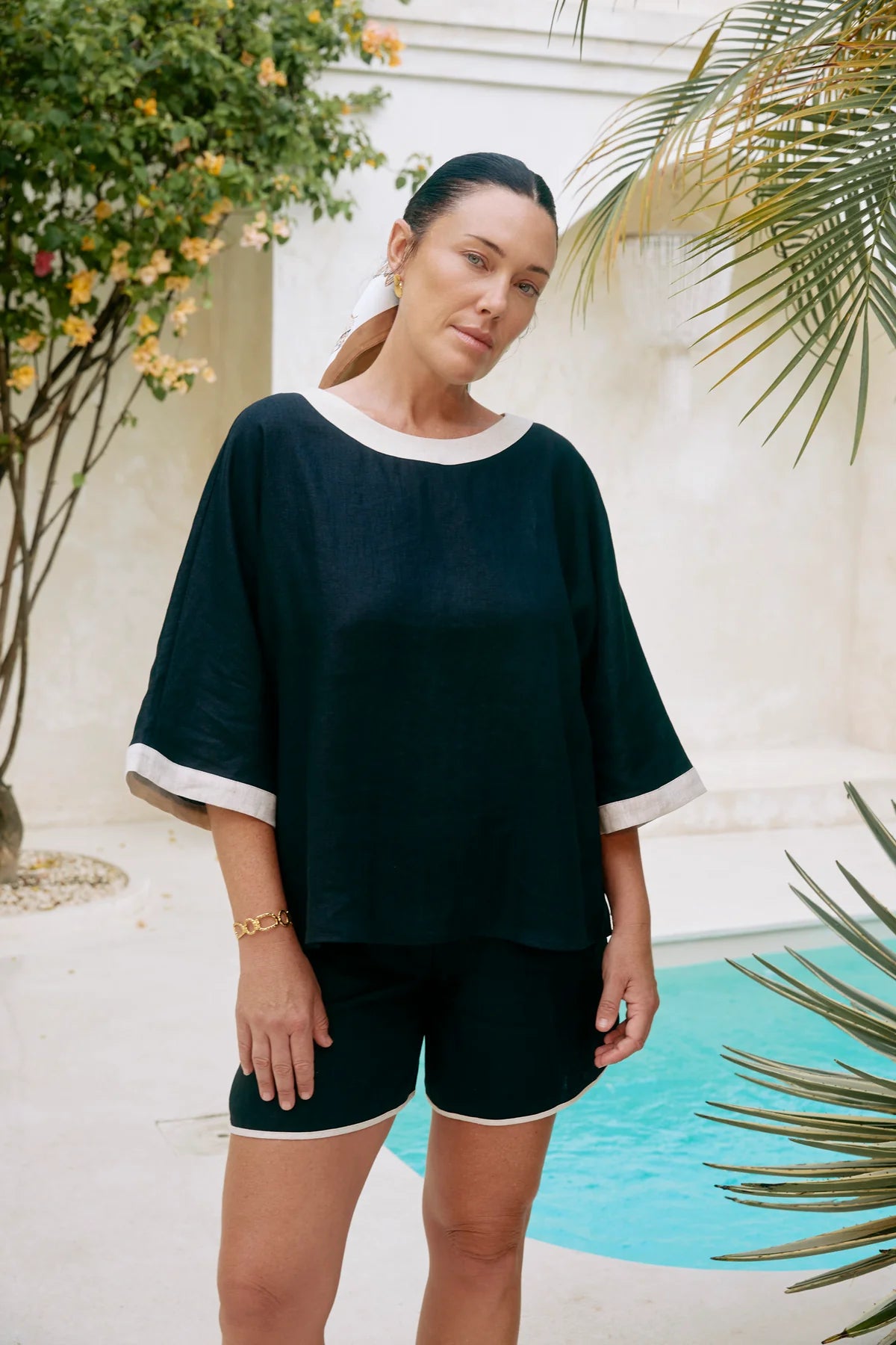 Eb + Eve Maris Relaxed Splice Top in Black & Tusk (ONE SIZE)