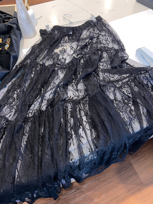 SMAIBULUN -Black Sheer Lace Skirt