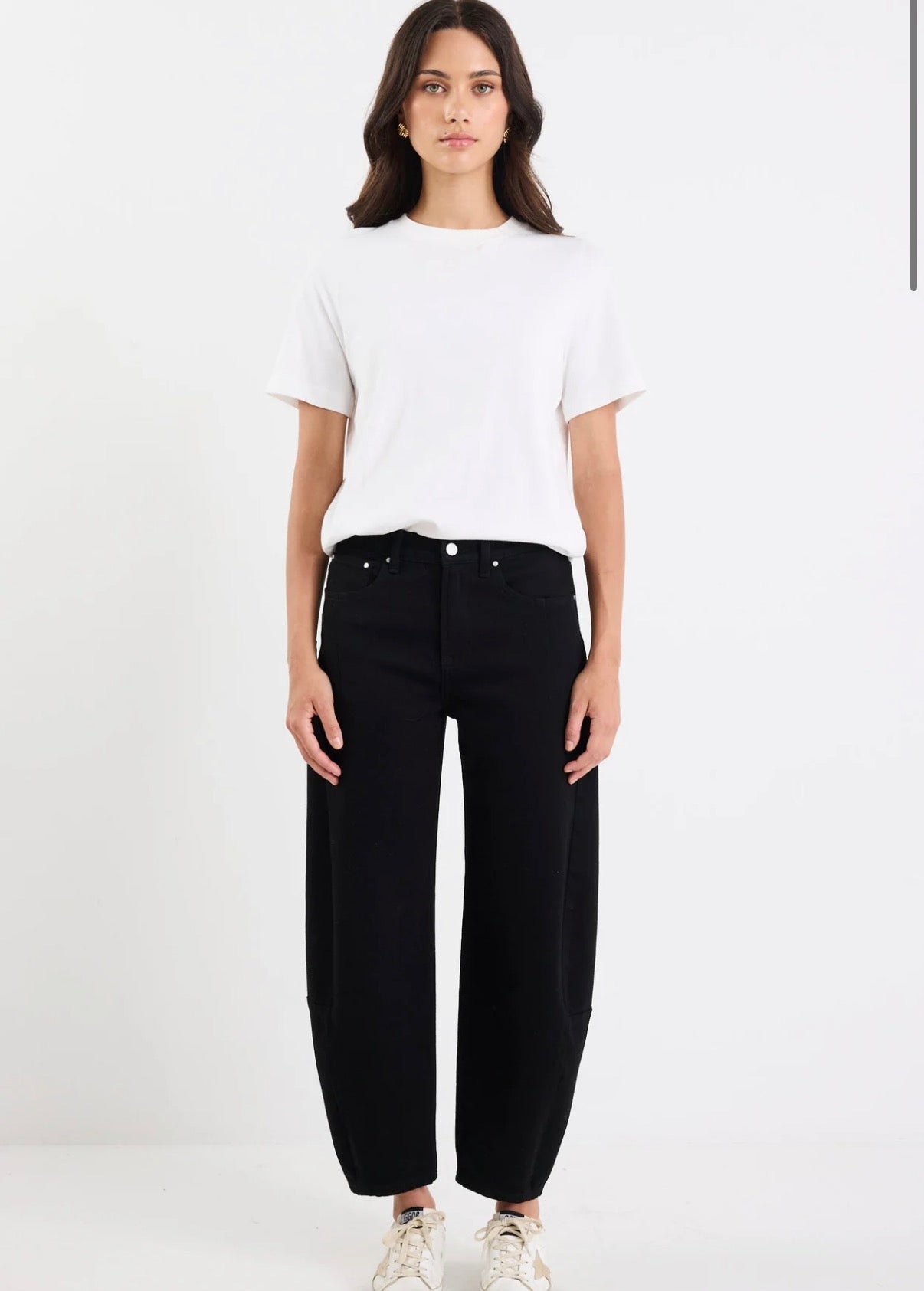 Among The Brave Graduate Barrel Jeans Jet Black