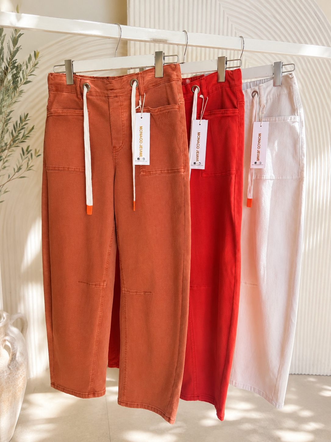 Monaco Denim Carter Barrel Jeans in Brandy