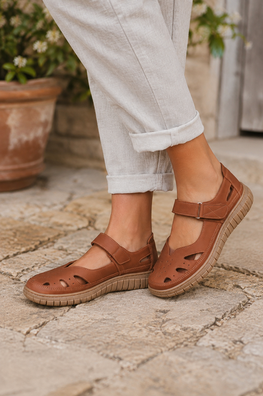 Cabello Rise Mary Jane Leather Flats